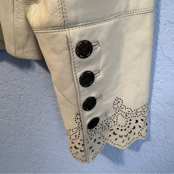 Wilsons Leather Floral Cutout Pockets Blazer Jacket - Picture 5 of 10